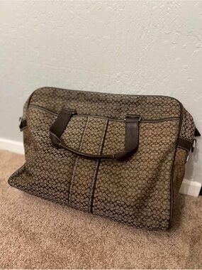 Coach Signature Hudson work/ computer bag 💼